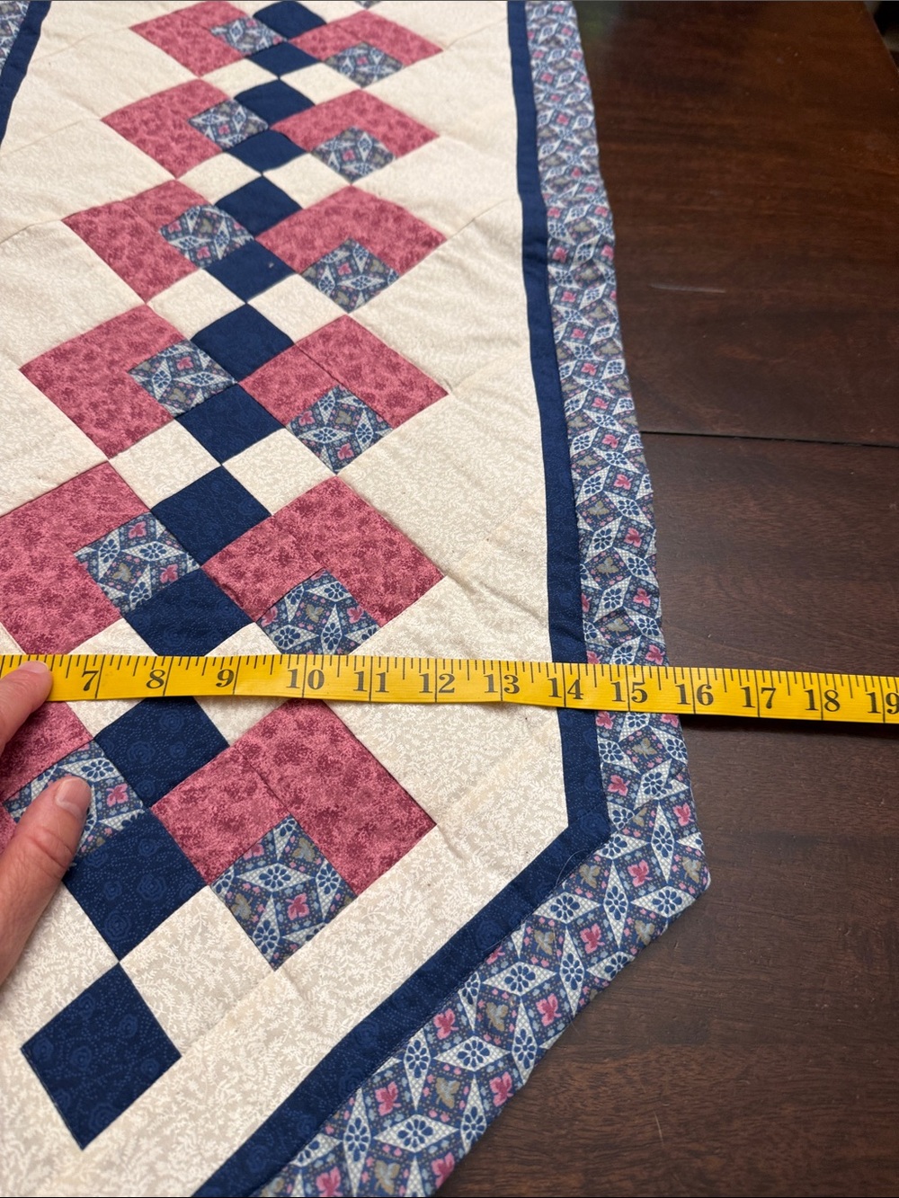 Quilted runner. - Picture 3 of 4